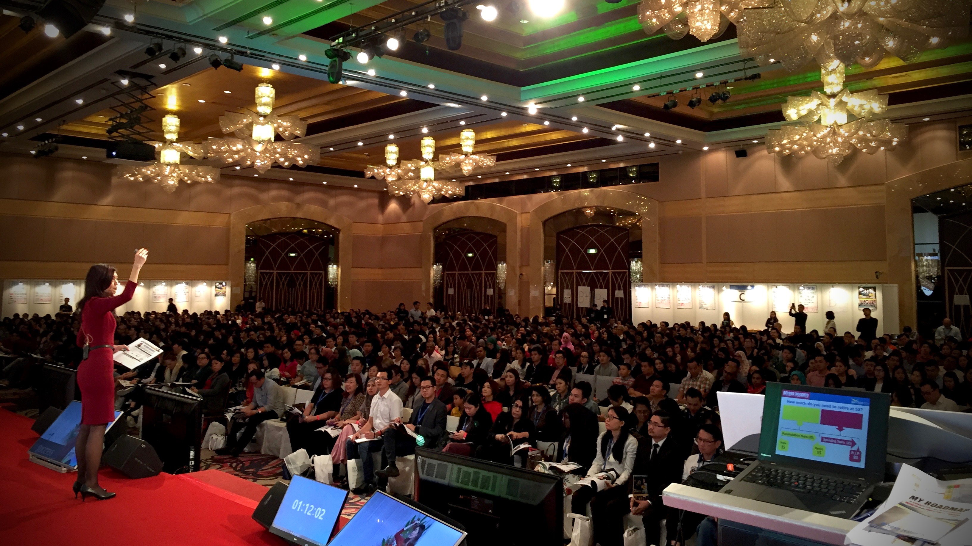 Kathlyn Toh speaking at Success2016 event